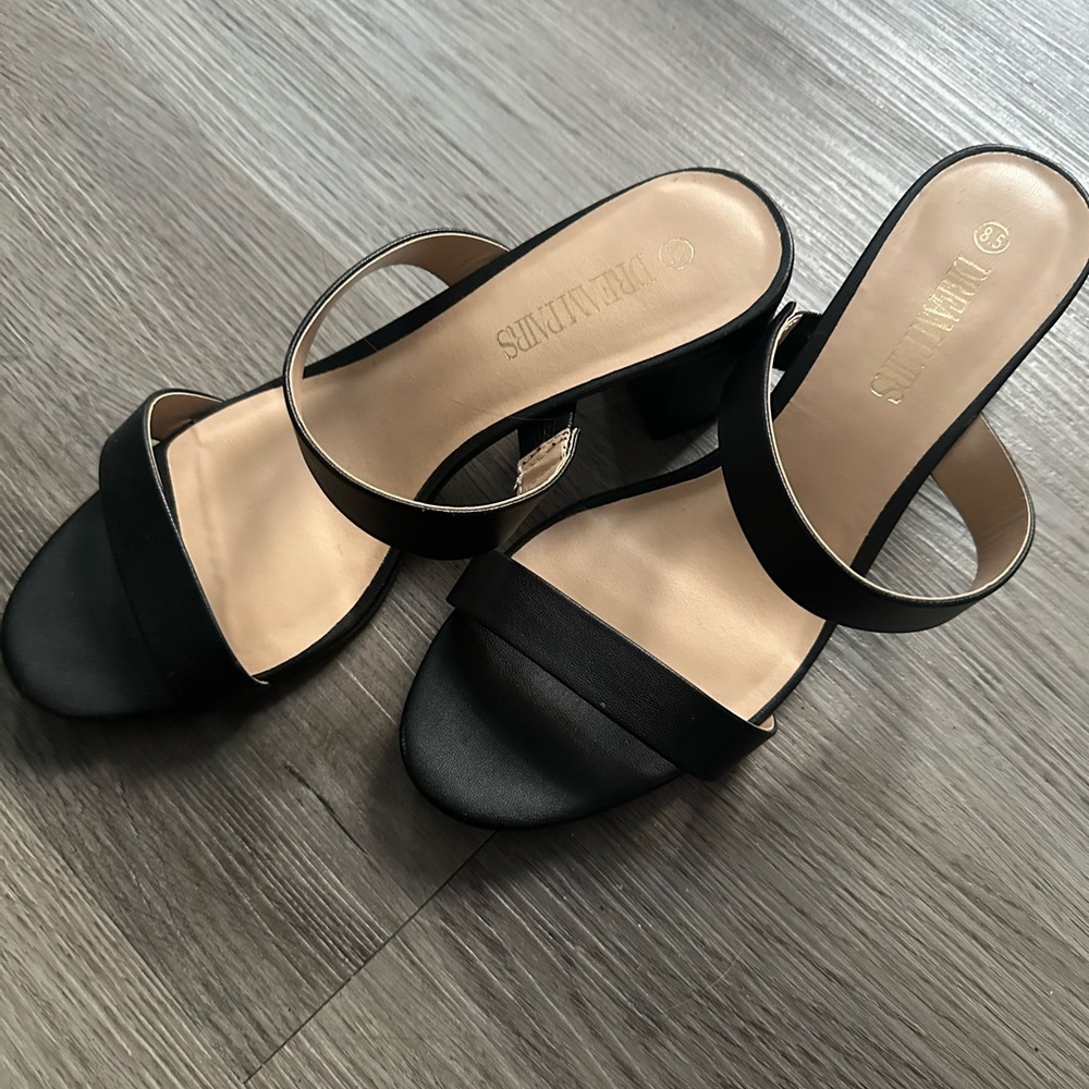 Women’s mules
